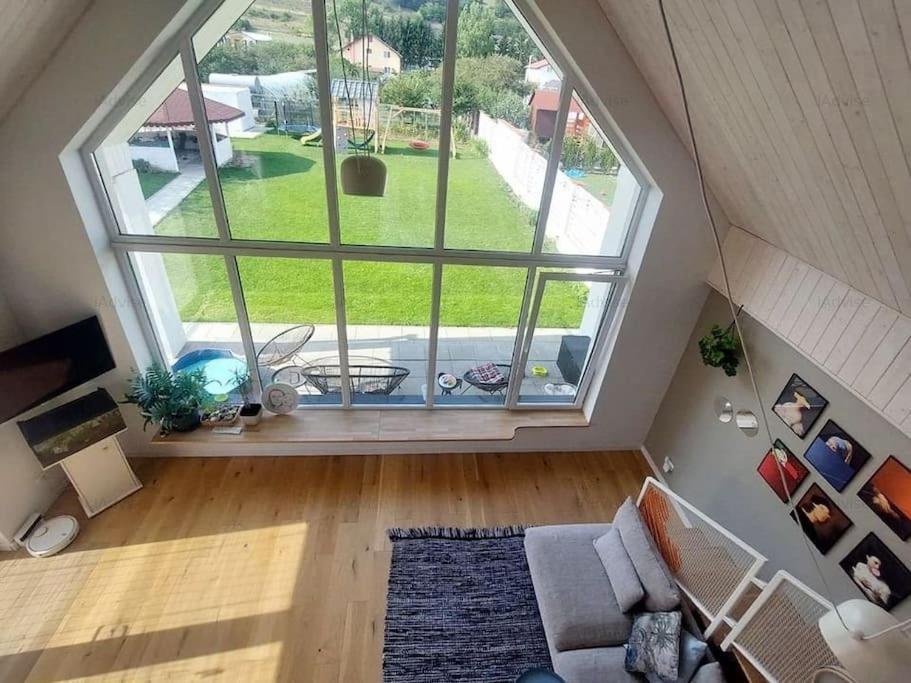 Pineview Lempes Villa Brasov Luaran gambar